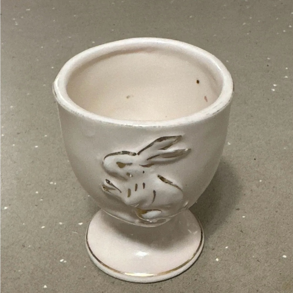 Elegant Porcelain Egg Cup with Rabbit Design - Cream with gold detail